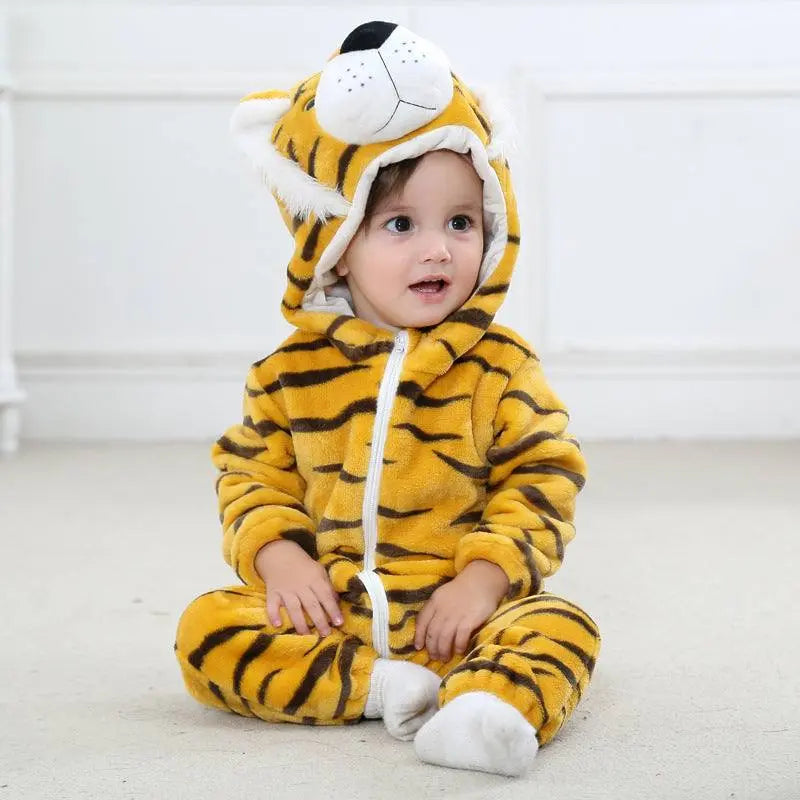 Baby wearing warm flannel tiger-striped outdoor romper for winter and autumn