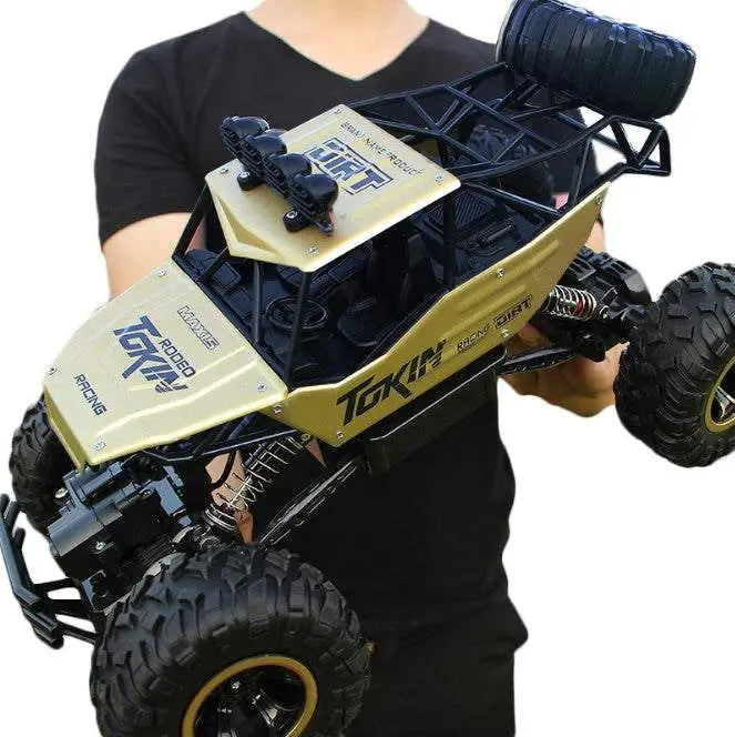 4WD RC Car 1:12 scale off-road buggy climbing truck with large tires and durable metal frame