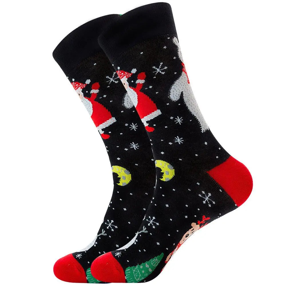 Festive men’s cotton socks with Santa Claus and moose jacquard design, mid-tube length, black with red heels and toes.