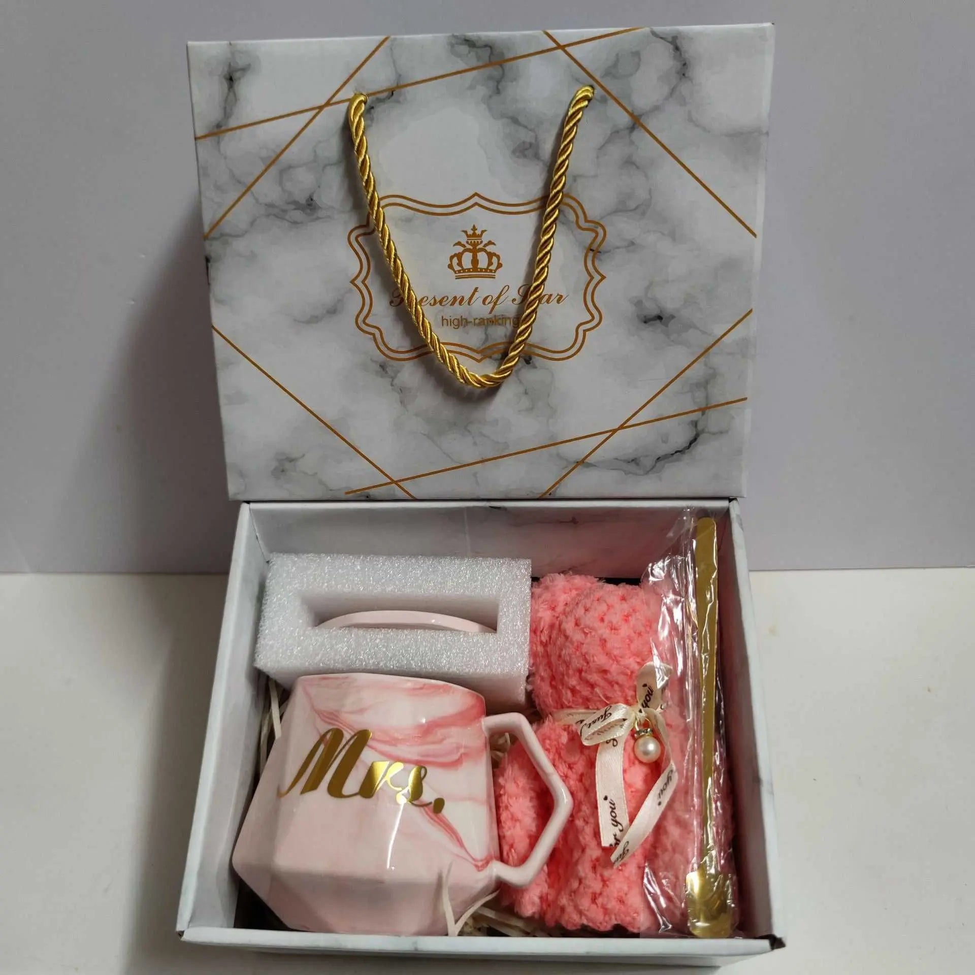 Ceramic cup gift box set with pink letter print mug, spoon, towel, and decorative packaging